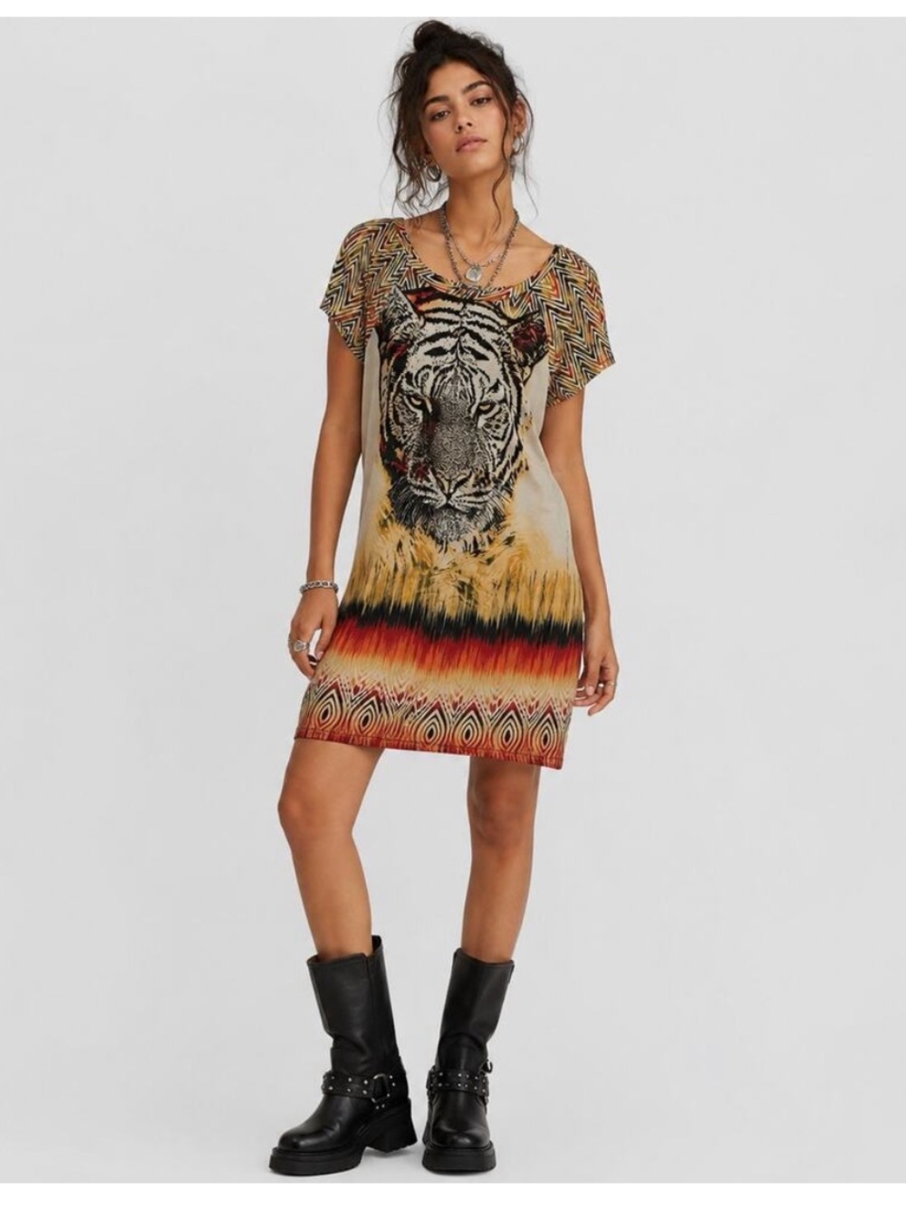 Bisou Bisou Tiger Print Shift Dress size 8 Slinky Knit Big Cat Indie Sleeze